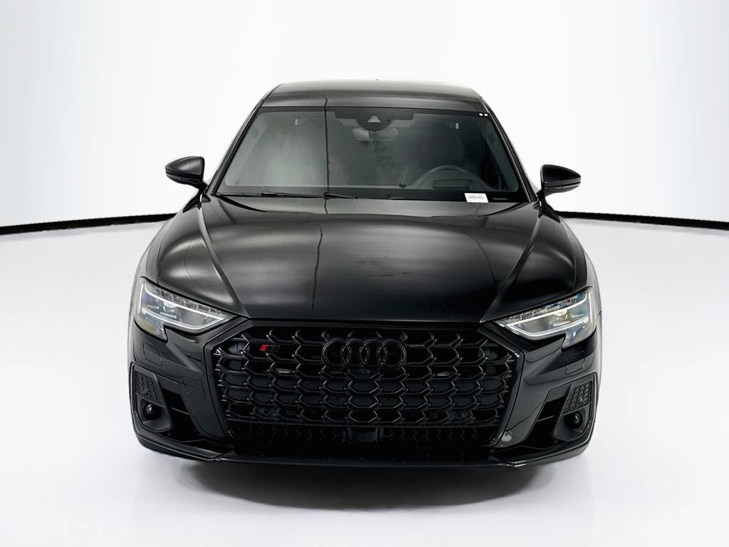 Used 2024 Audi S8 AWD/4WD image 2