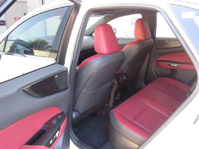Used 2022 Lexus NX 350h AWD w/ Vision Package image 15