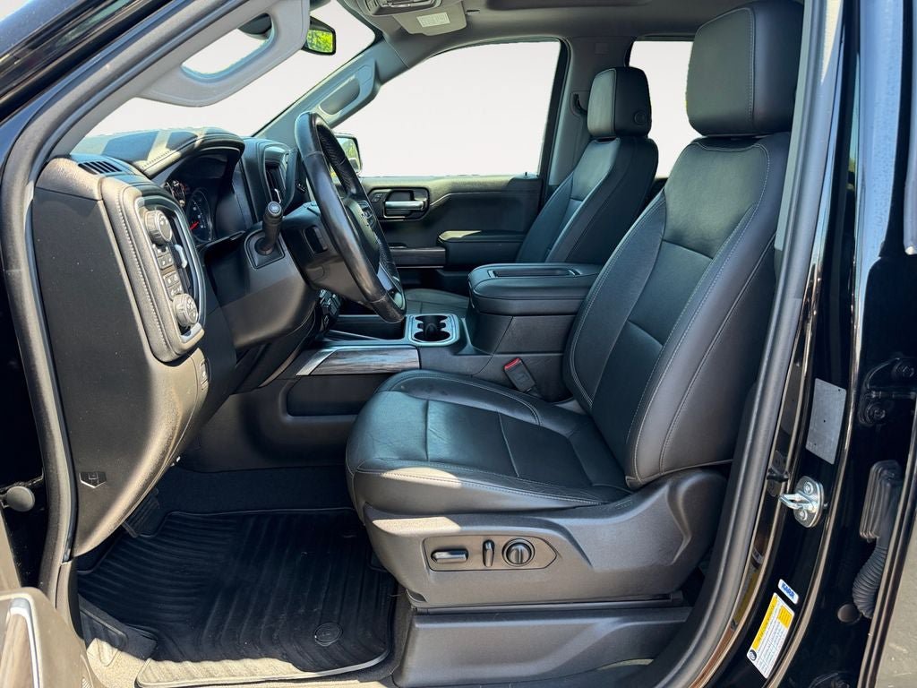 Used 2019 Chevrolet Silverado 1500 LTZ w/ LTZ Premium Package AWD/4WD image 6