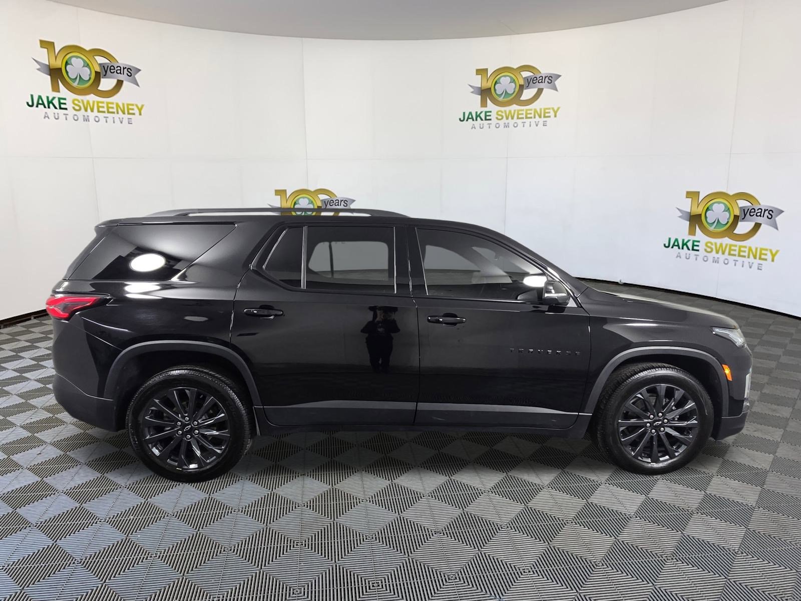 Used 2023 Chevrolet Traverse RS image 10