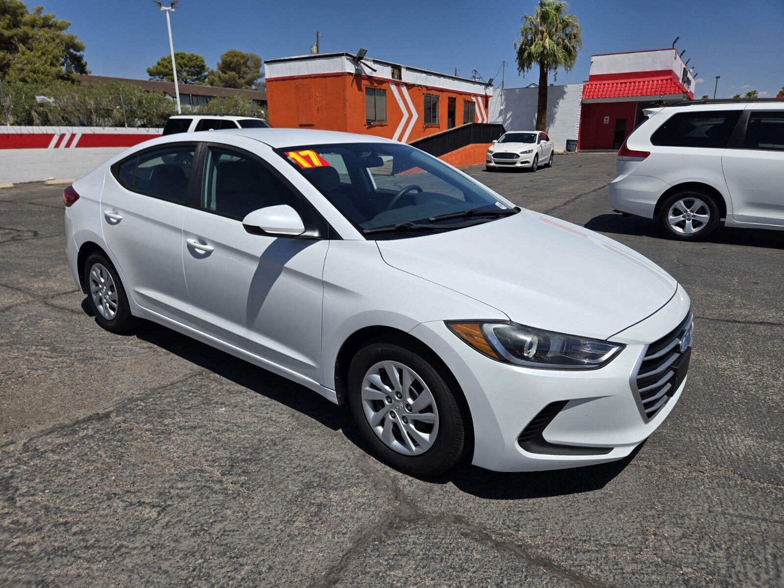 Used 2017 Hyundai Elantra SE FWD image 4