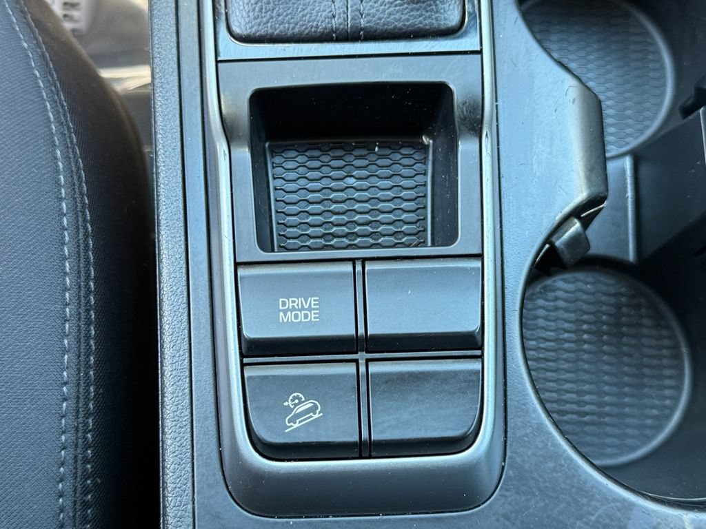 Used 2016 Hyundai Tucson Sport FWD image 18