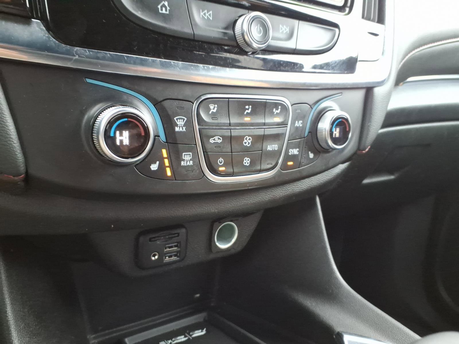 Certified 2023 Chevrolet Traverse RS w/ LPO, Floor Liner Package image 25