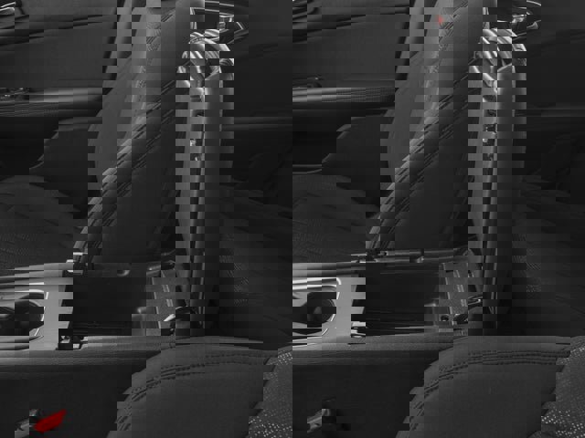 Used 2017 Chrysler 200 Limited Platinum w/ Comfort & Convenience Group FWD image 15