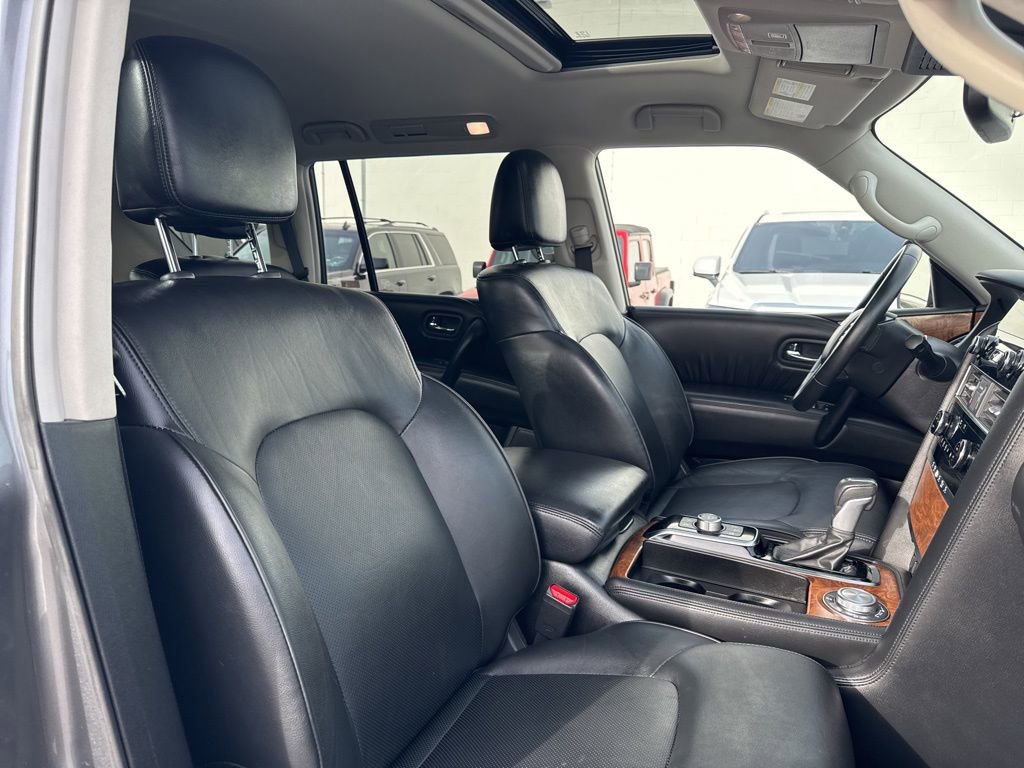 Used 2024 Nissan Armada SL w/ Captain's Chairs Package image 19