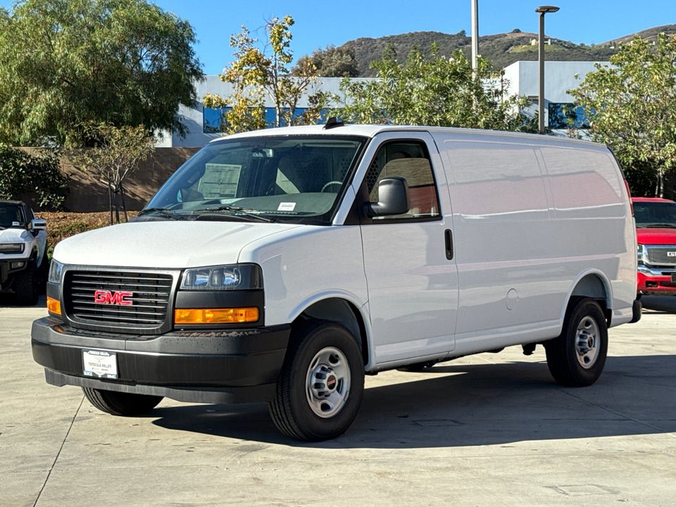 New 2025 GMC Savana 2500 w/ Driver Convenience Package RWD image 4