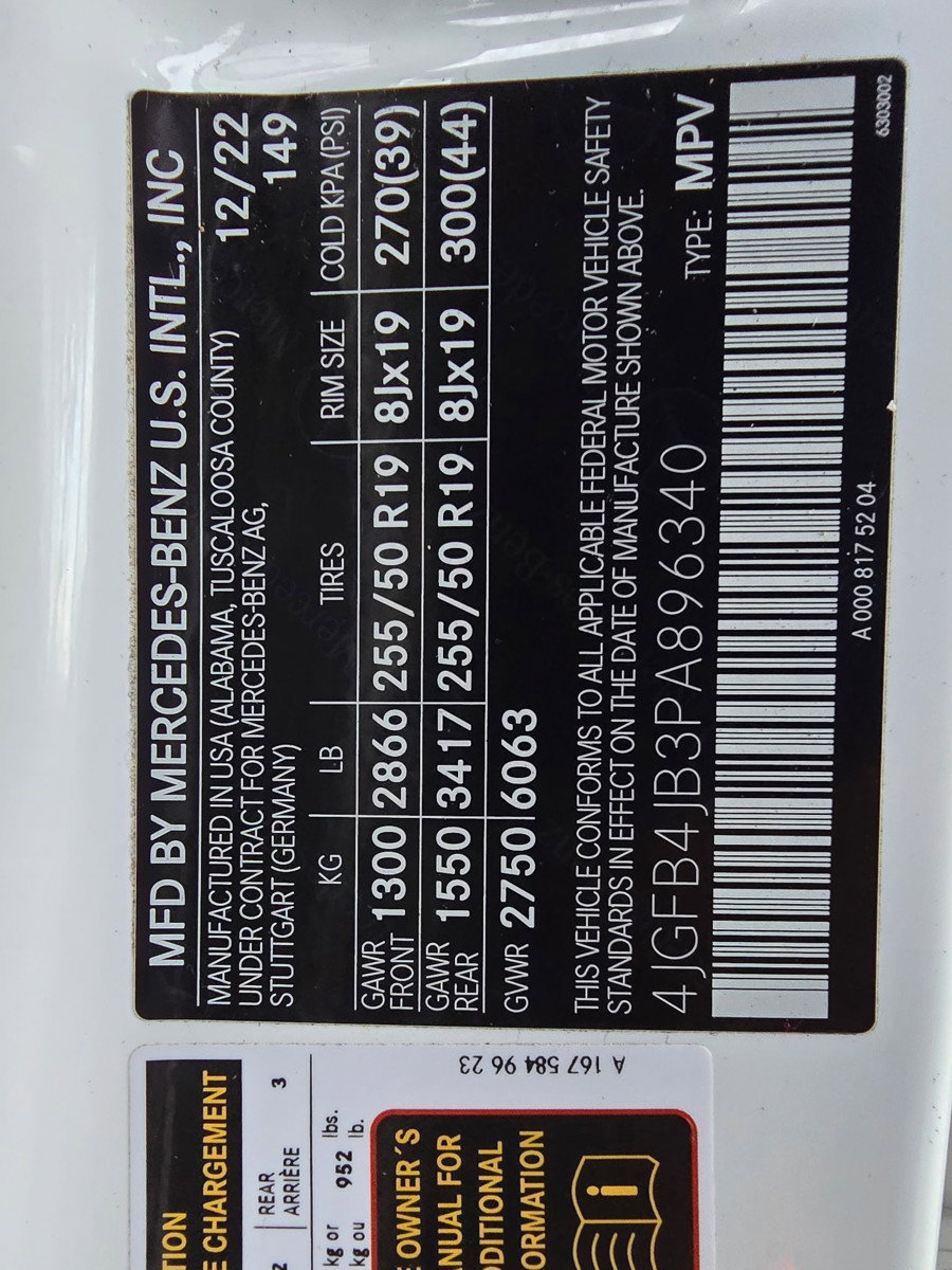 Used 2023 Mercedes-Benz GLE 350 w/ Premium Package image 10