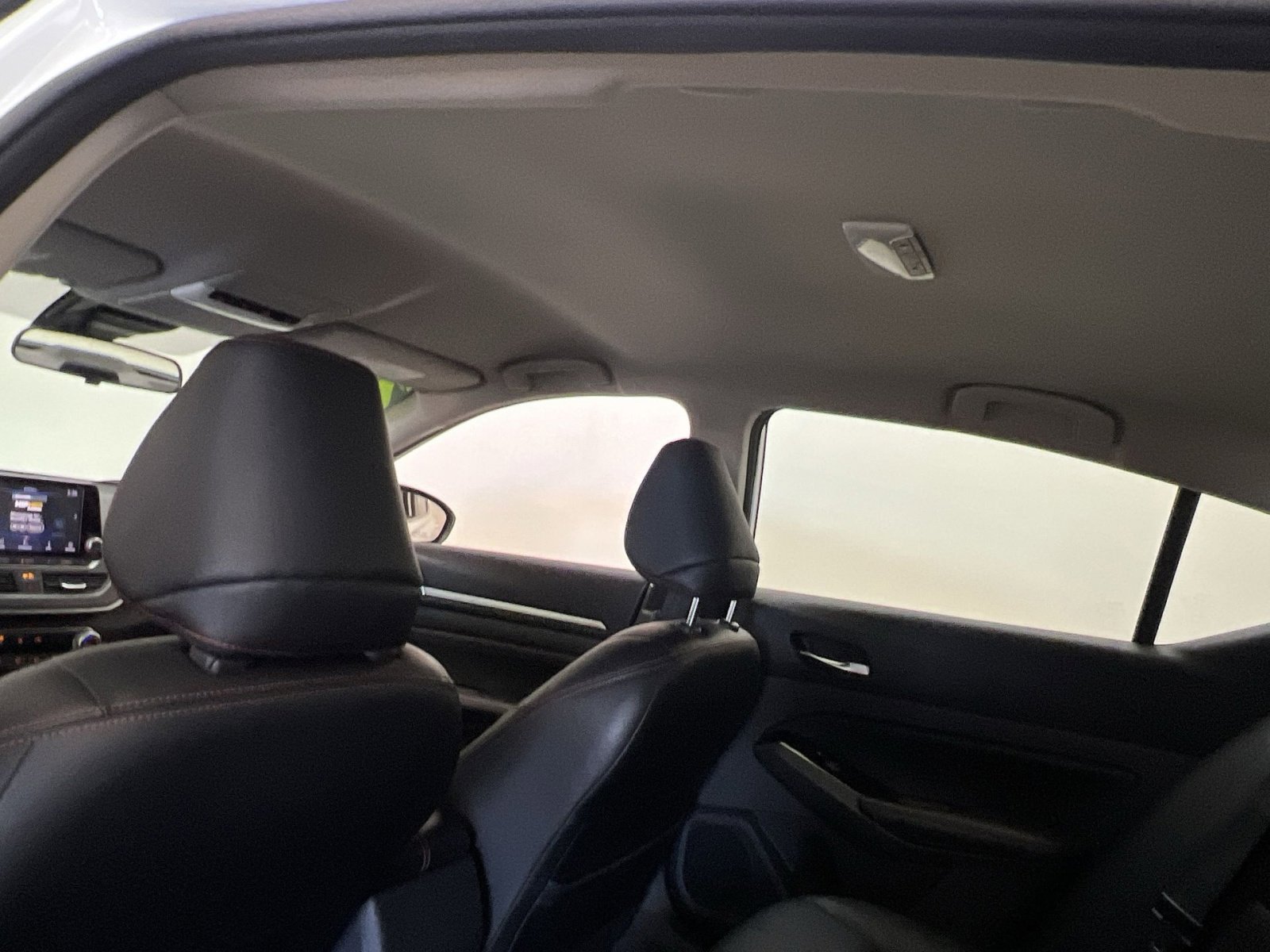 Used 2023 Nissan Altima 2.5 SR image 22