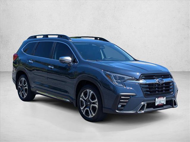 Used 2023 Subaru Ascent Touring AWD/4WD image 3