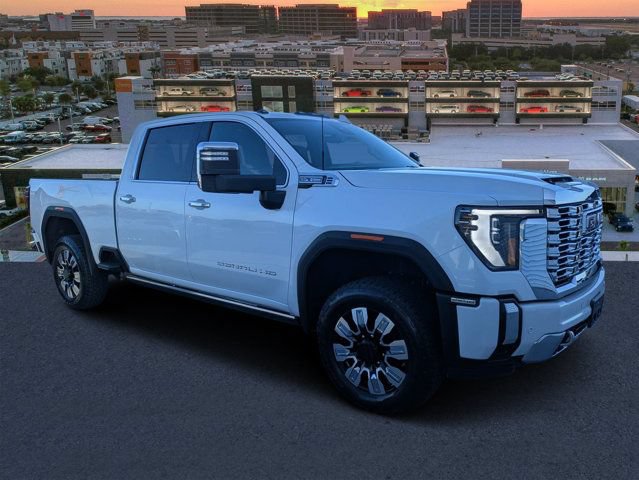 Used 2026 GMC Sierra 2500 Denali w/ Denali Reserve Package AWD/4WD image 1