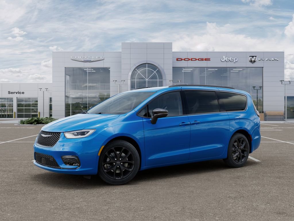 New 2026 Chrysler Pacifica Select w/ S Appearance Package image 2