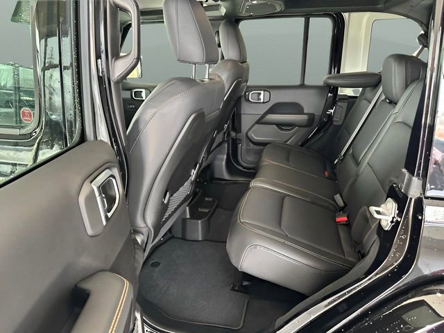 Used 2025 Jeep Wrangler Sahara w/ Safety Group image 14