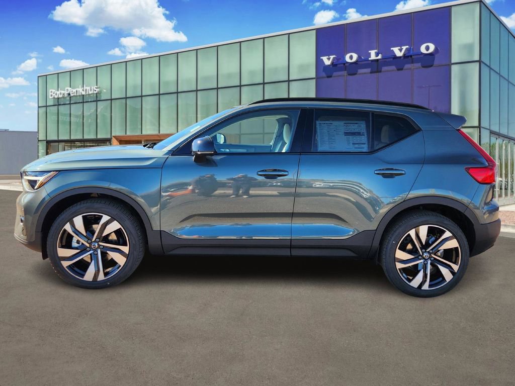 New 2026 Volvo XC40 B5 Ultra w/ Climate Package image 27