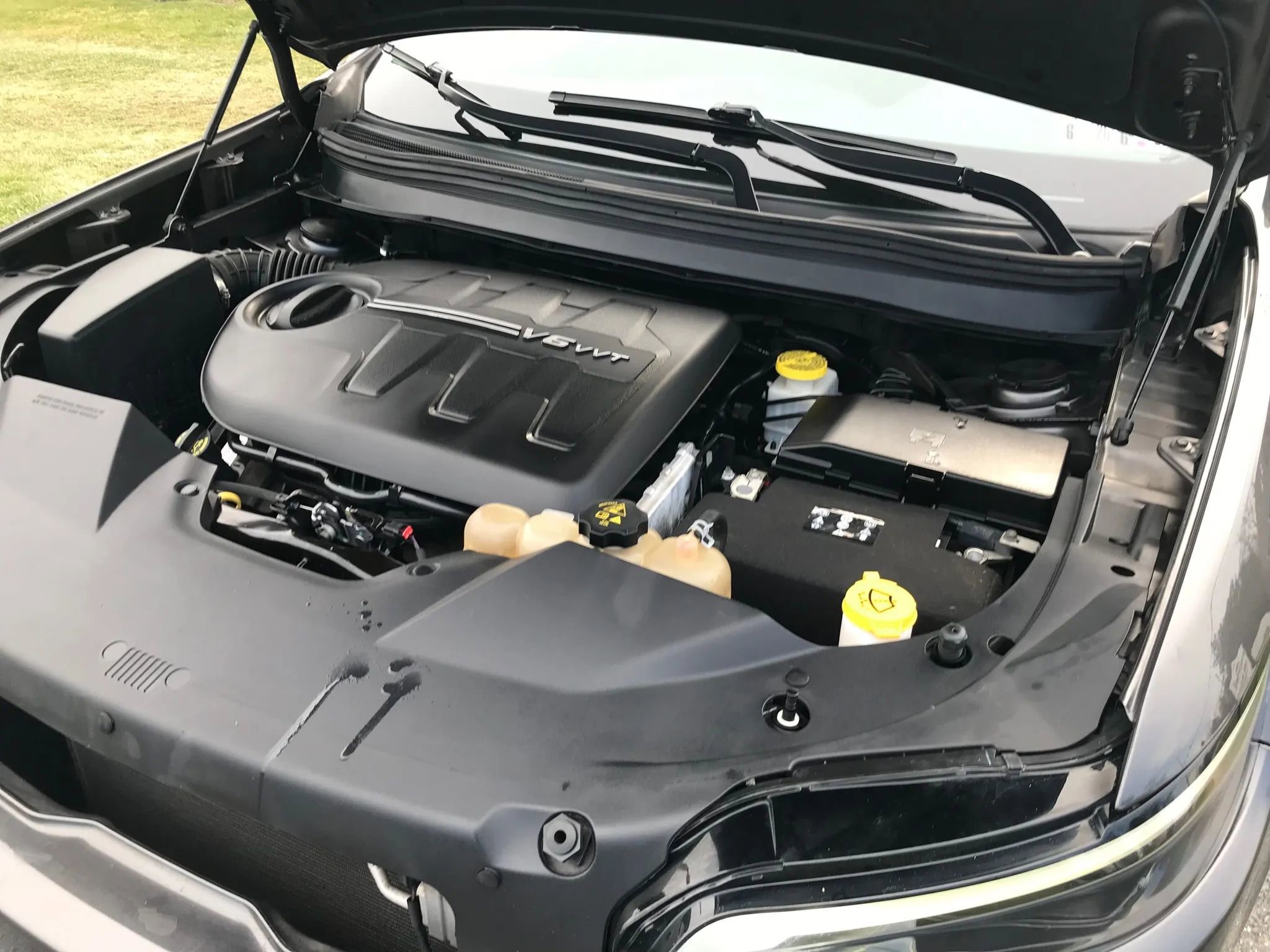 Used 2019 Jeep Cherokee Limited w/ Technology Group image 65