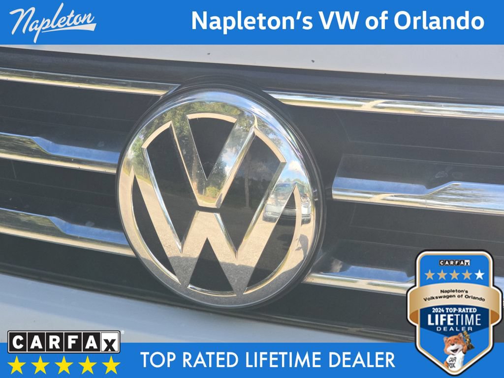 Used 2018 Volkswagen Tiguan SE w/ Panoramic Sunroof Package FWD image 30