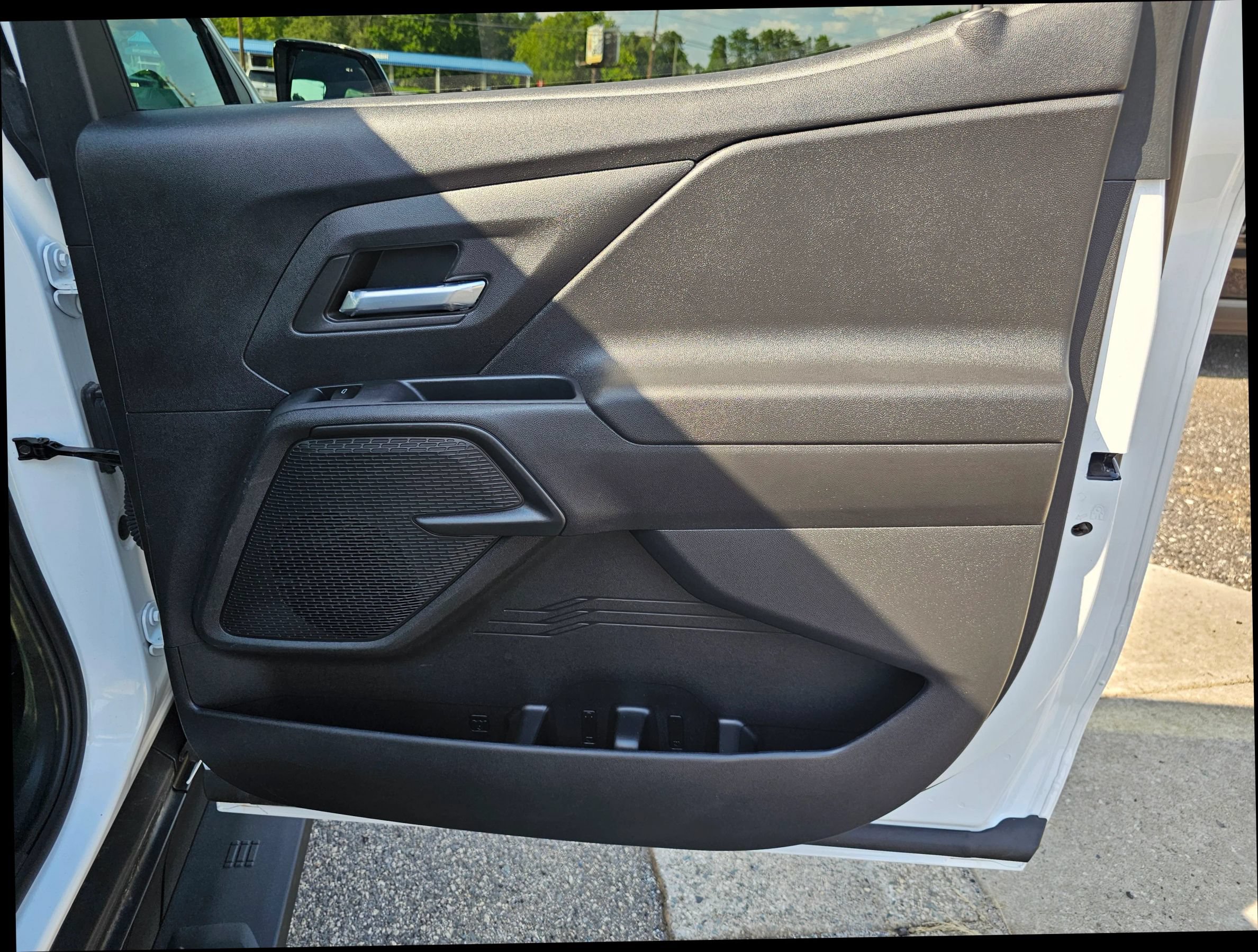 Used 2024 Chevrolet Silverado EV W/T AWD/4WD image 27