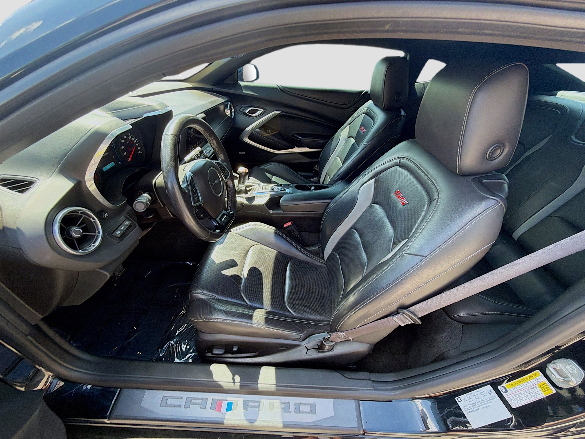 Used 2017 Chevrolet Camaro SS image 18