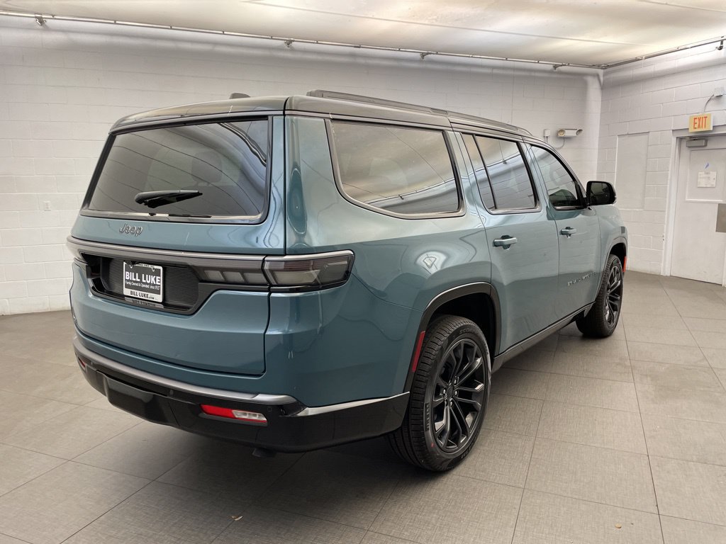 New 2026 Jeep Grand Wagoneer Summit AWD/4WD image 4