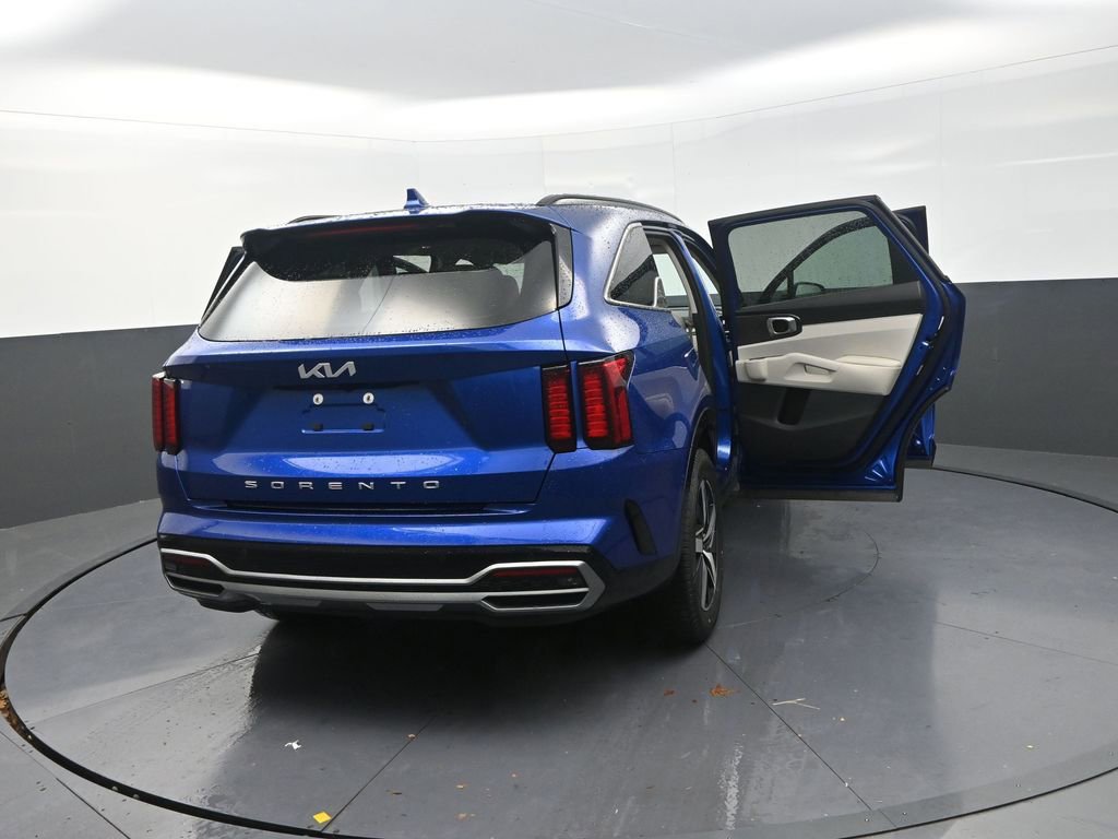Used 2022 Kia Sorento S w/ Panoramic Sunroof Package image 35