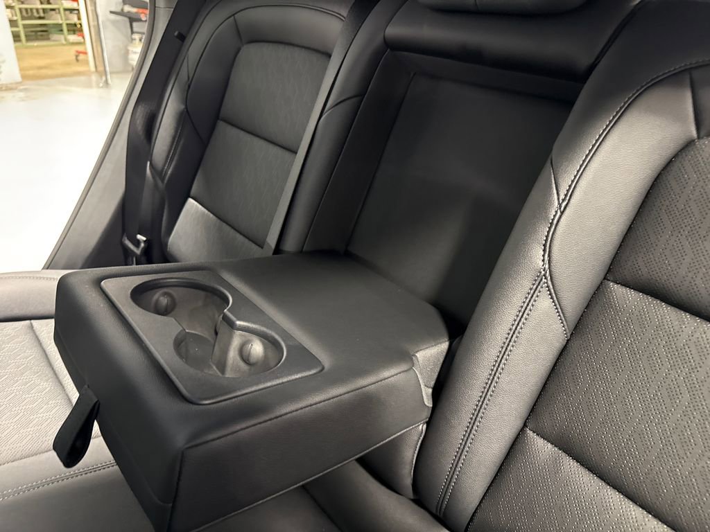 New 2026 Chevrolet Equinox LT w/ Convenience Package II FWD image 41