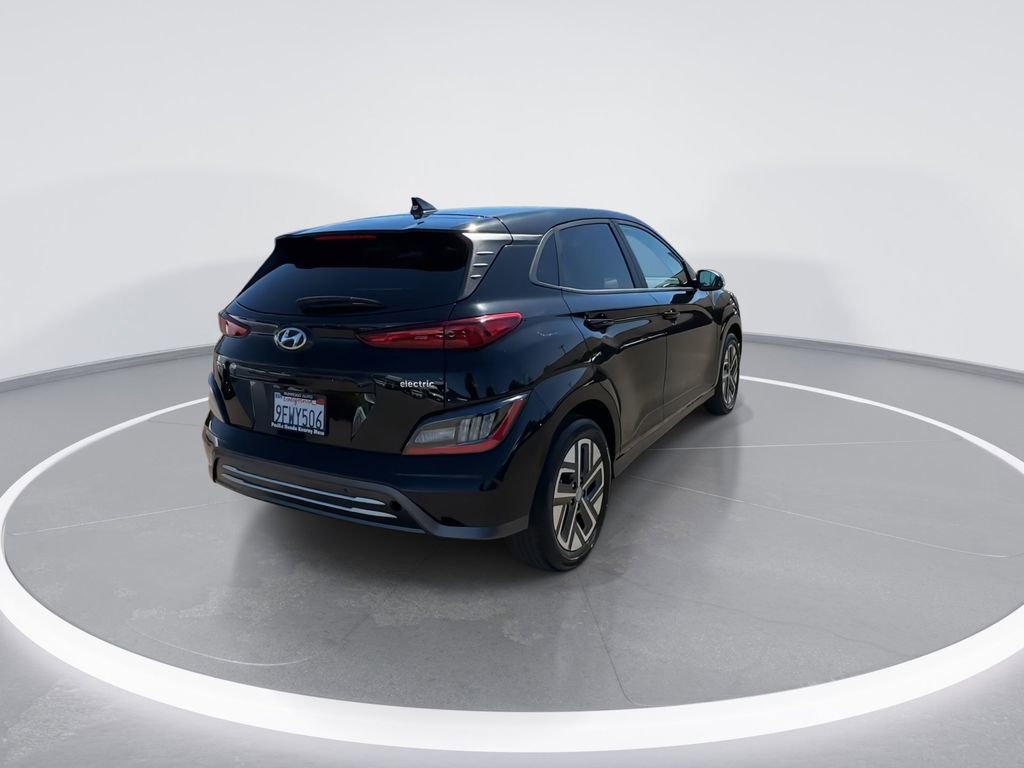 Used 2023 Hyundai Kona Limited w/ Cargo Package FWD image 15