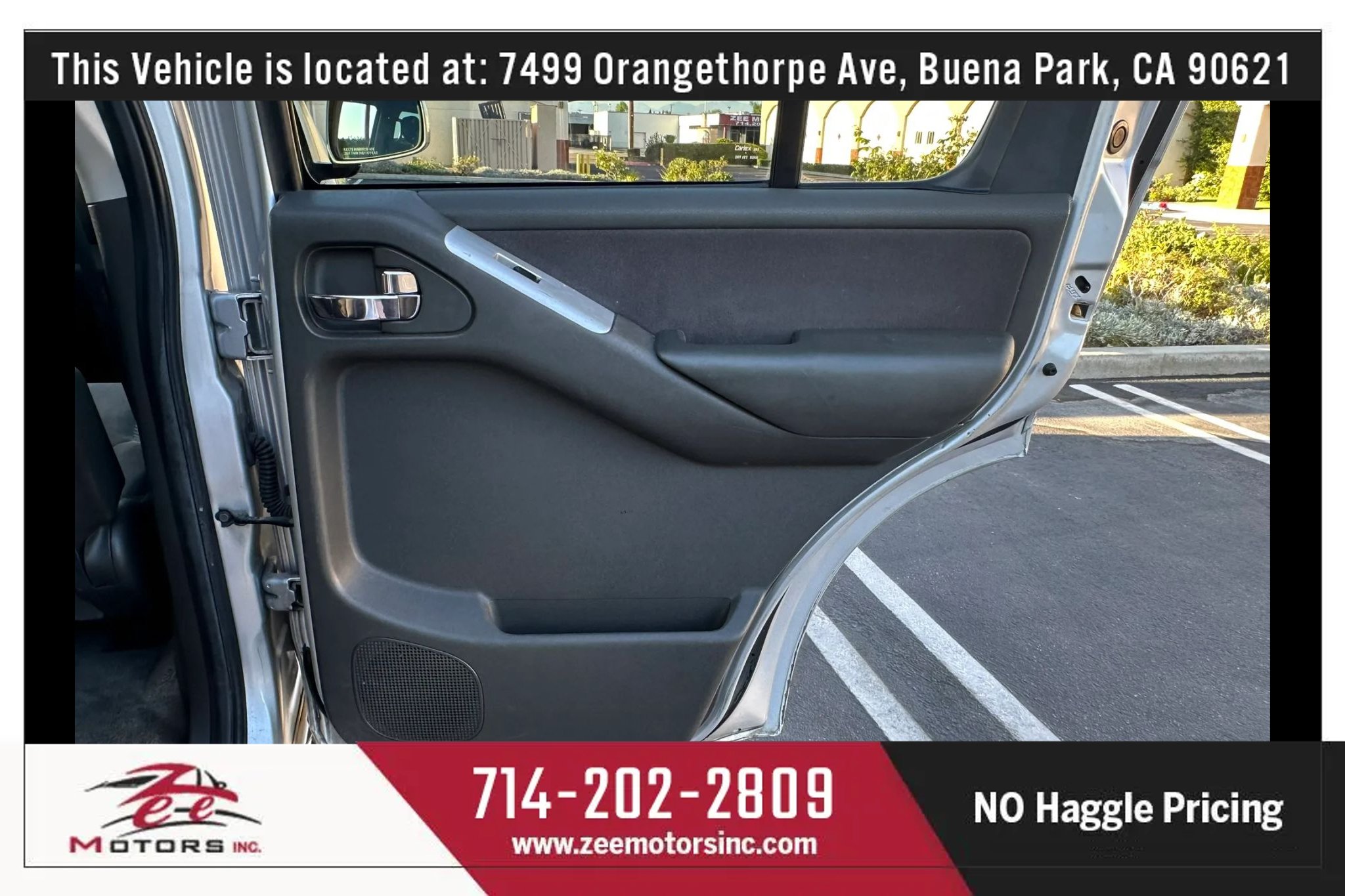 Used 2011 Nissan Pathfinder SV RWD image 45