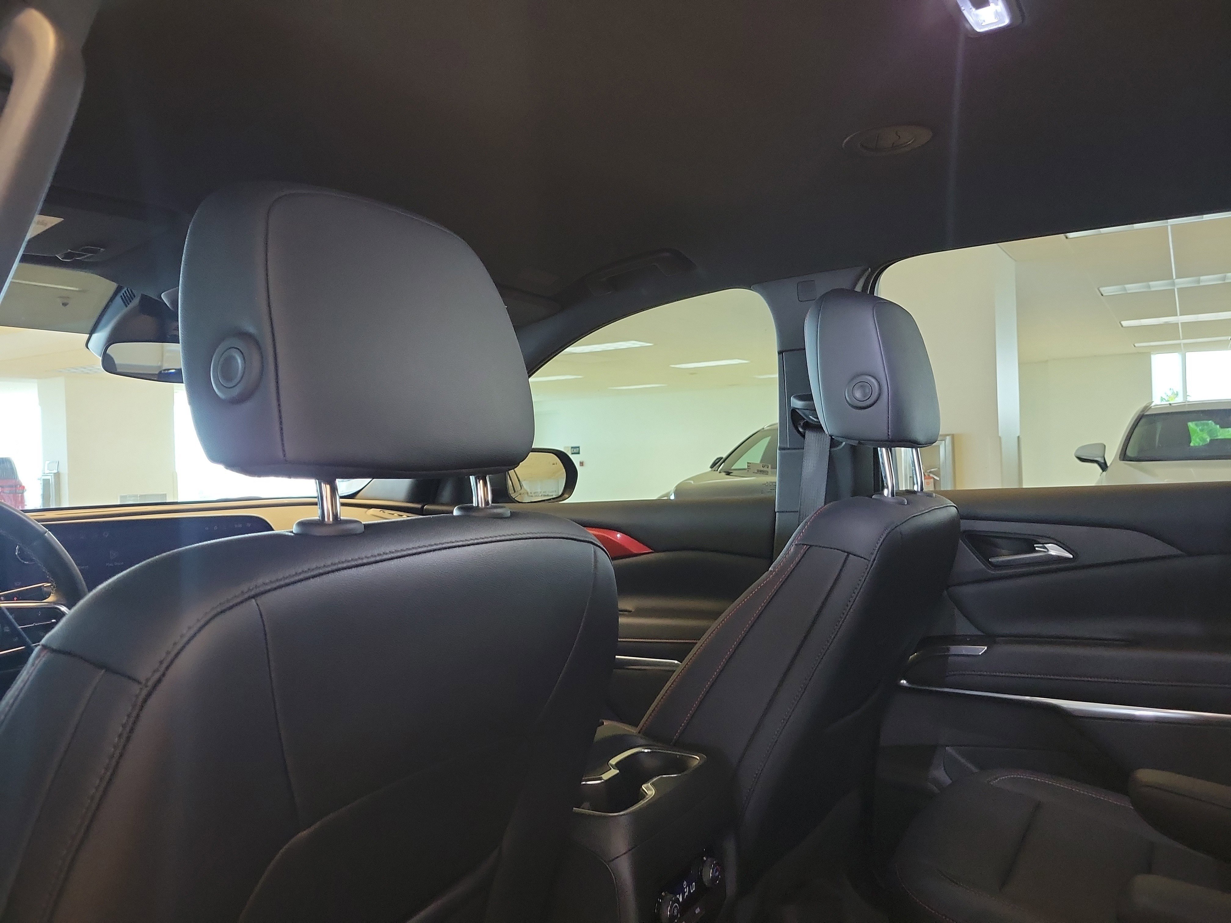 Used 2025 Chevrolet Traverse Z71 AWD/4WD image 20