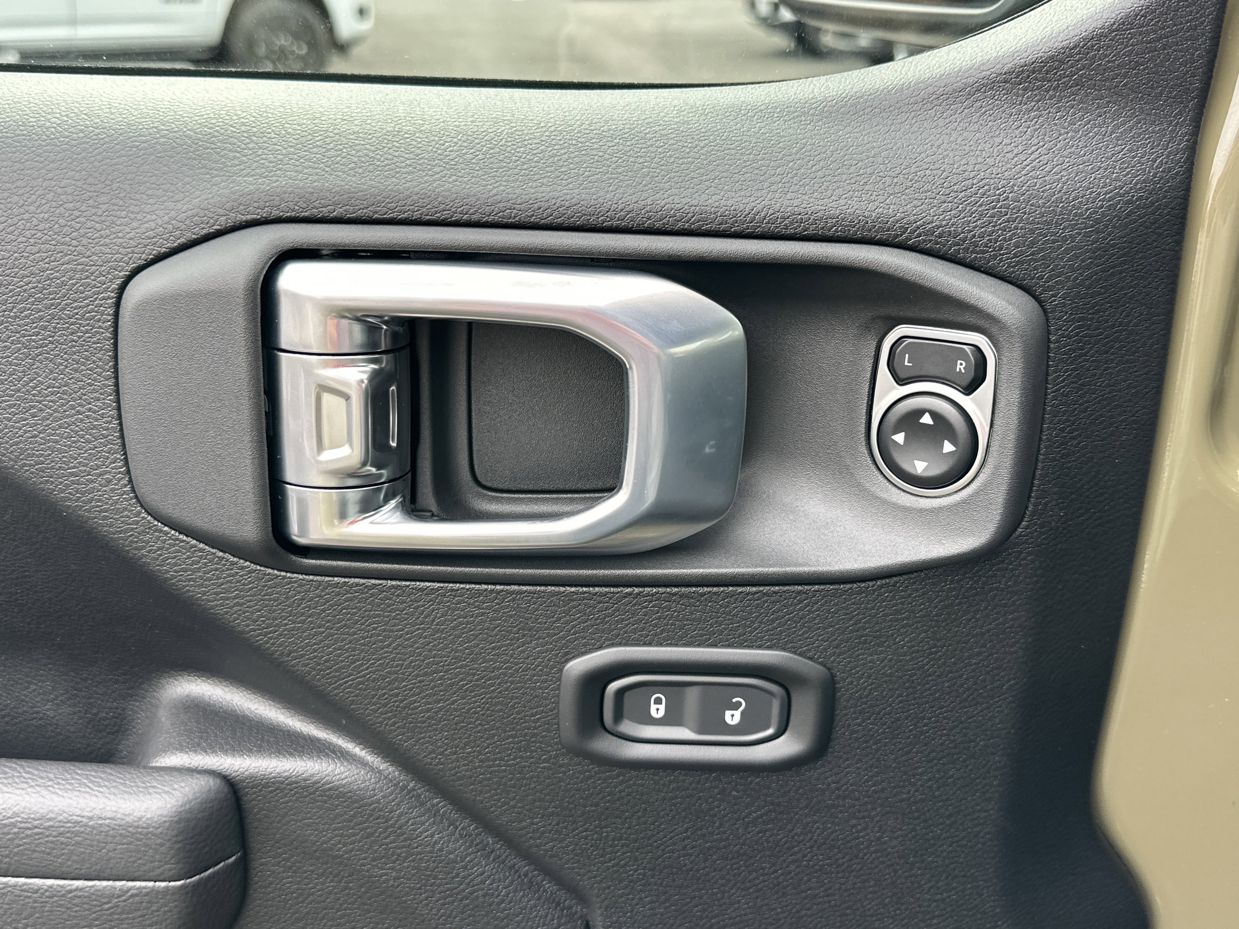 New 2026 Jeep Gladiator Willys image 12