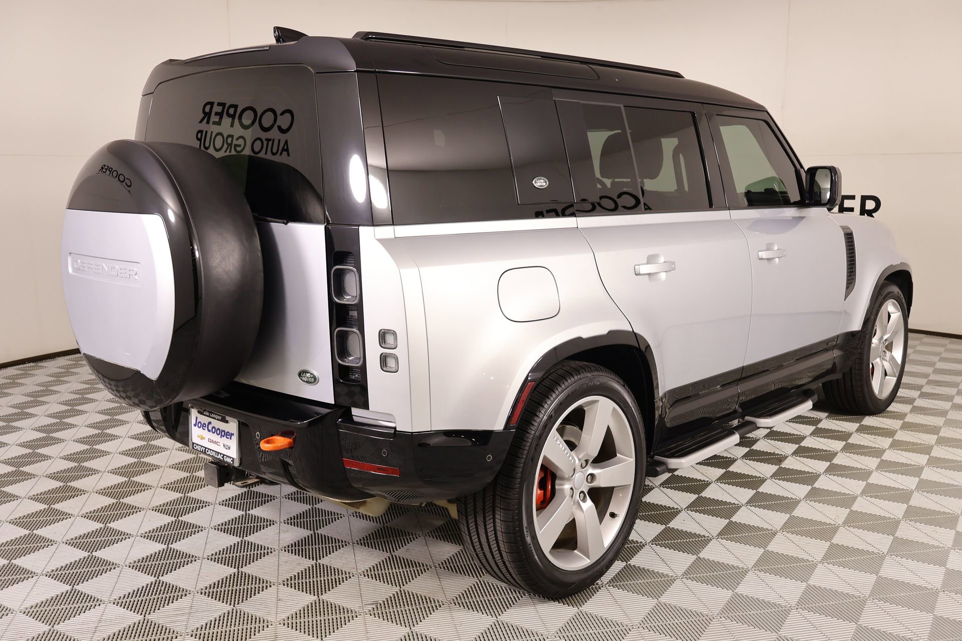 Used 2023 Land Rover Defender 110 X image 21