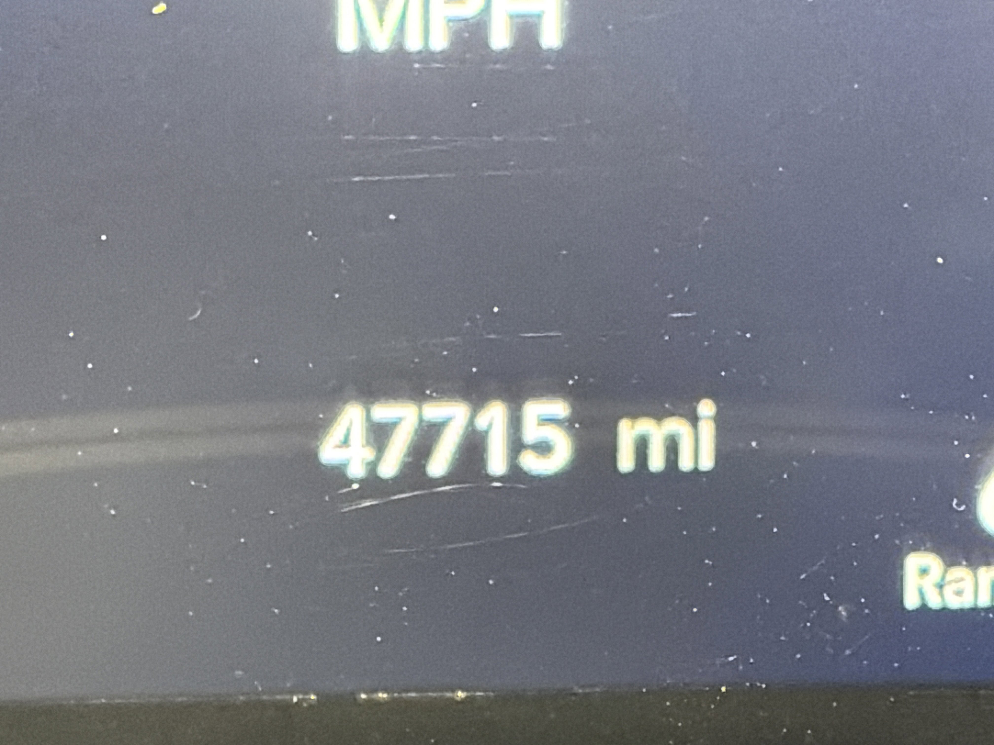 Used 2024 Chrysler Pacifica Touring-L image 5