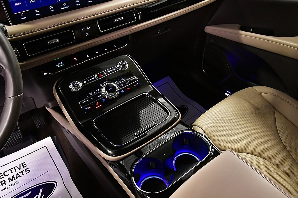 Used 2022 Lincoln Nautilus Reserve image 21