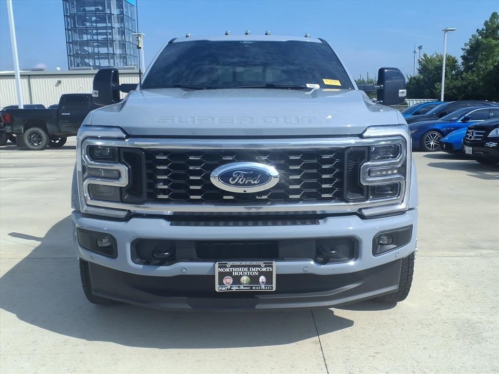Used 2025 Ford F450 Platinum w/ FX4 Off-Road Package image 10