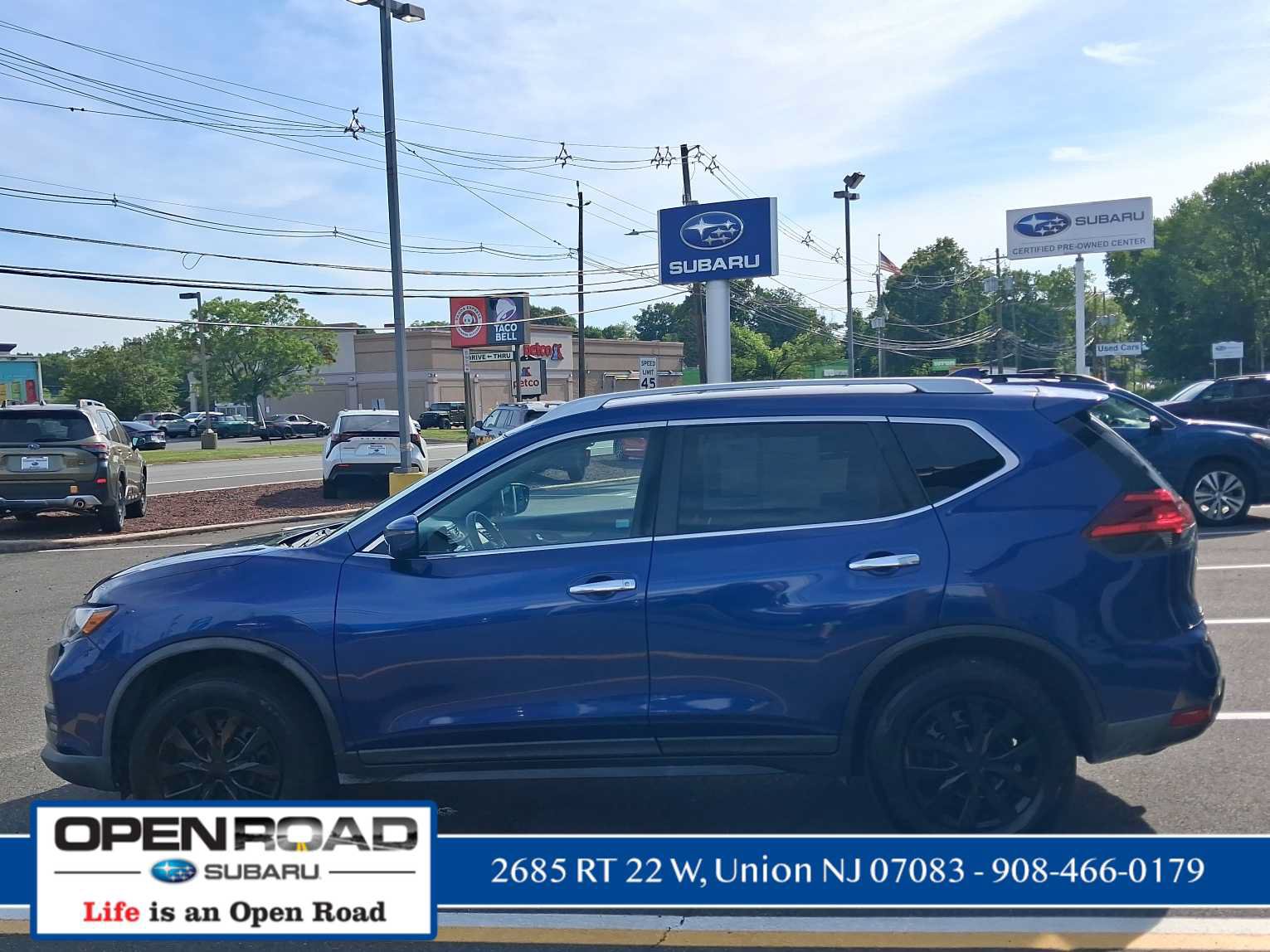Used 2017 Nissan Rogue S w/ Appearance Package AWD/4WD image 5
