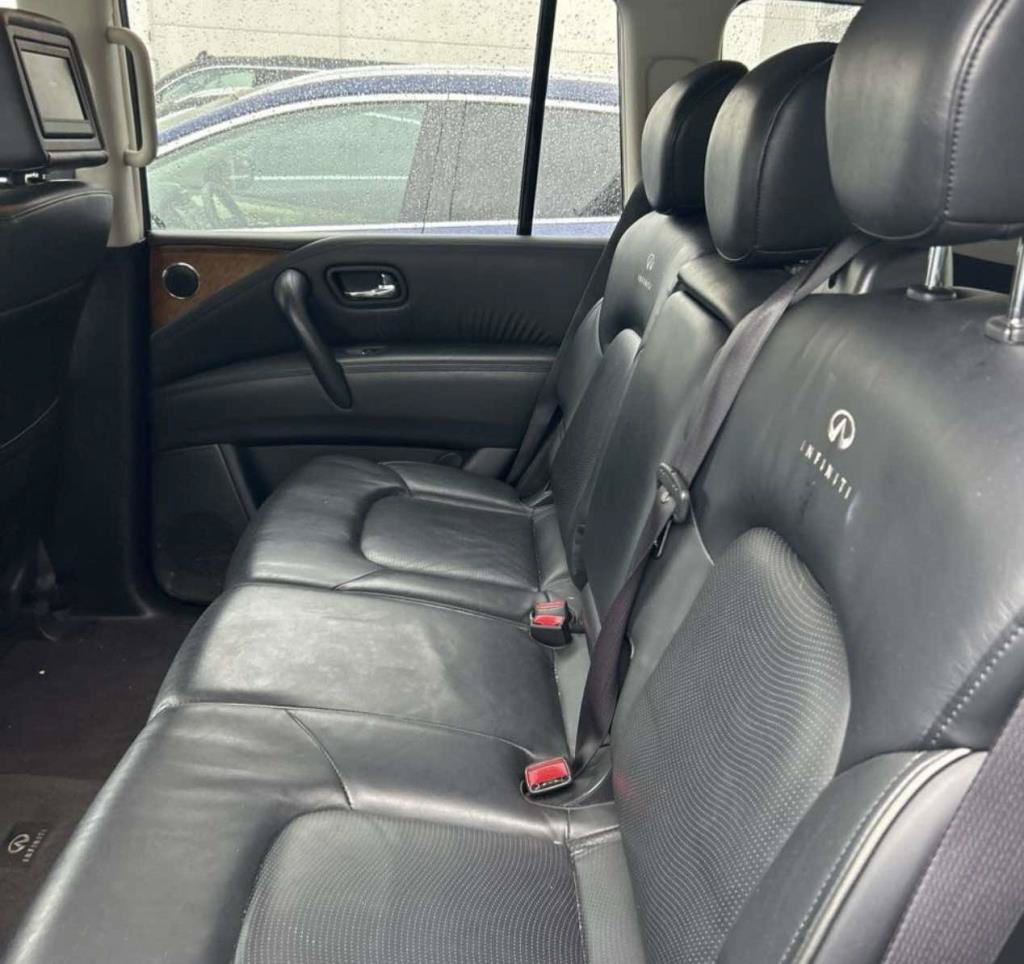 Used 2014 INFINITI QX80 4WD w/ Theater Package image 3