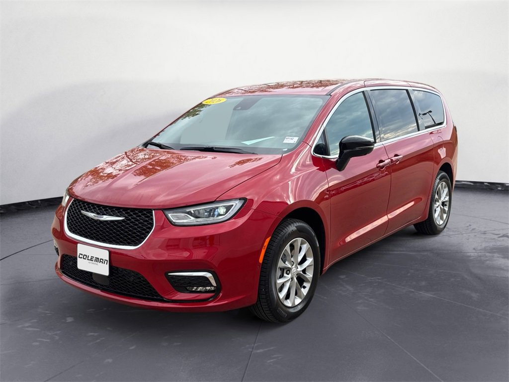 New 2026 Chrysler Pacifica Select