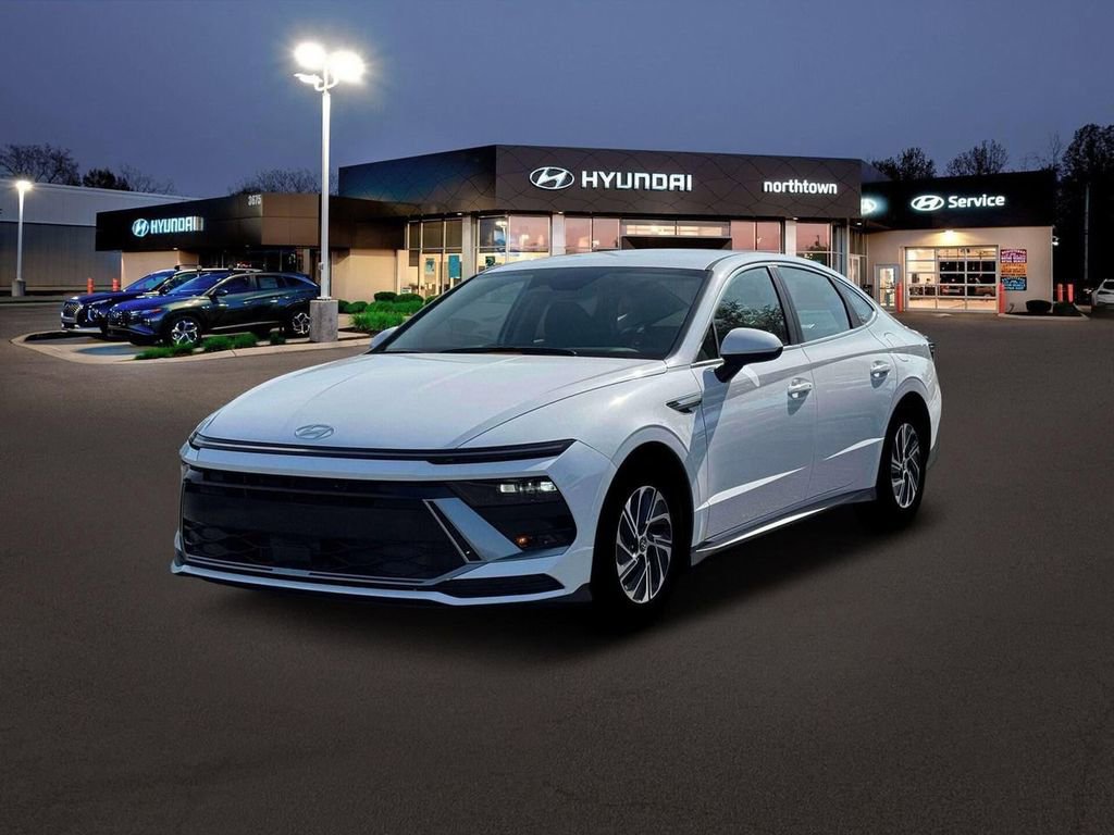 New 2026 Hyundai Sonata Blue FWD image 2