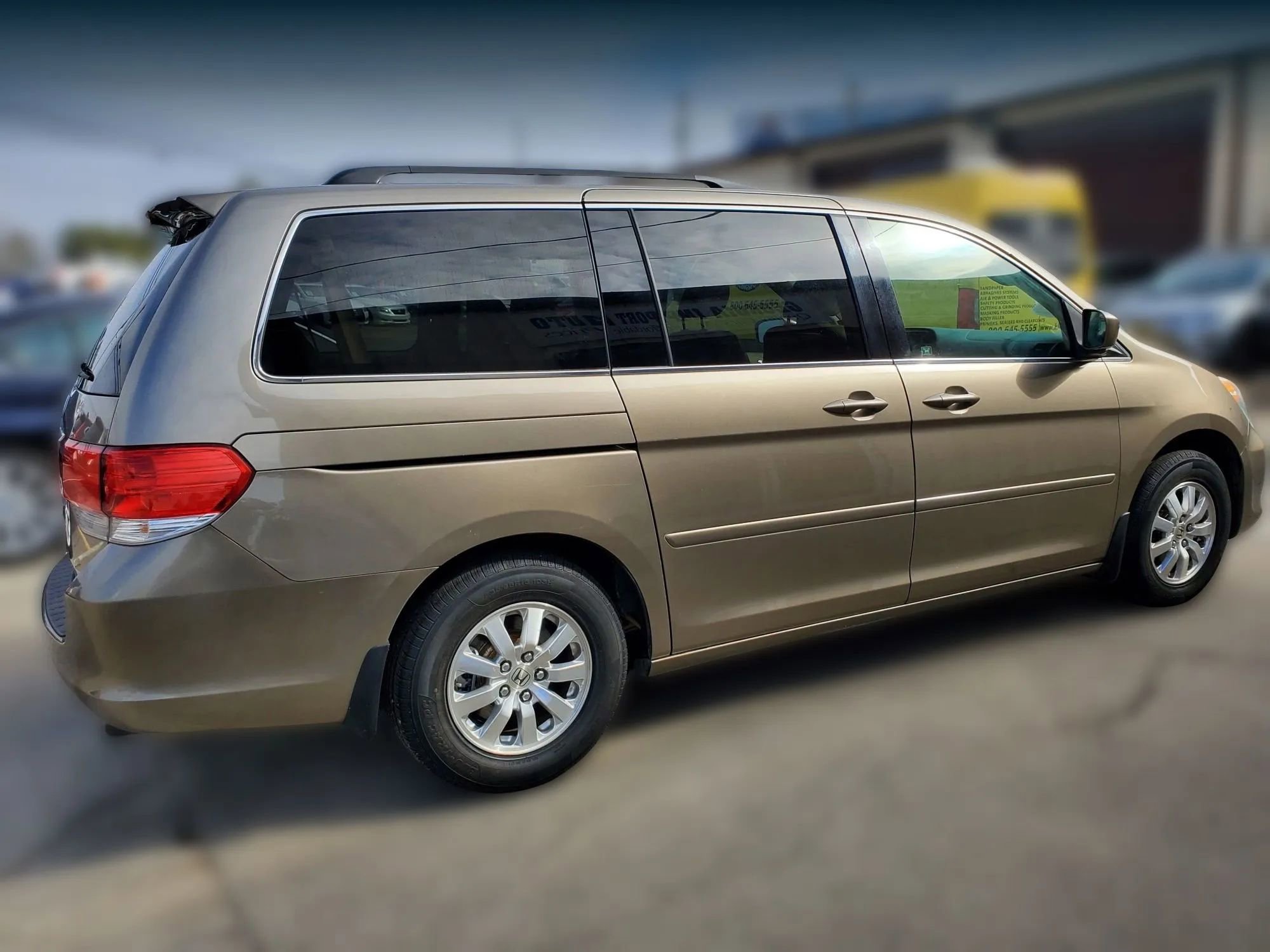 Used 2010 Honda Odyssey EX-L image 14