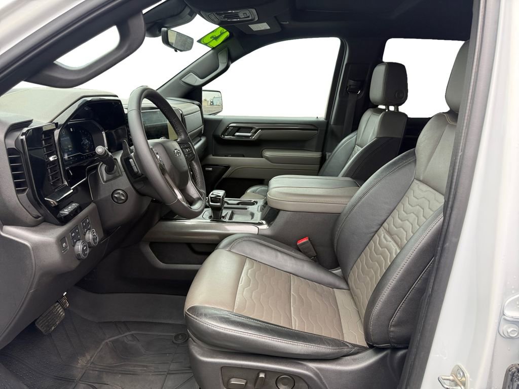 Certified 2023 Chevrolet Silverado 1500 ZR2 w/ Technology Package AWD/4WD image 10
