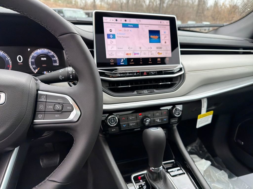 New 2026 Jeep Compass Limited image 16