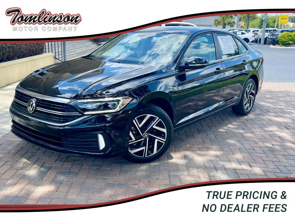 Used 2024 Volkswagen Jetta SEL image 1