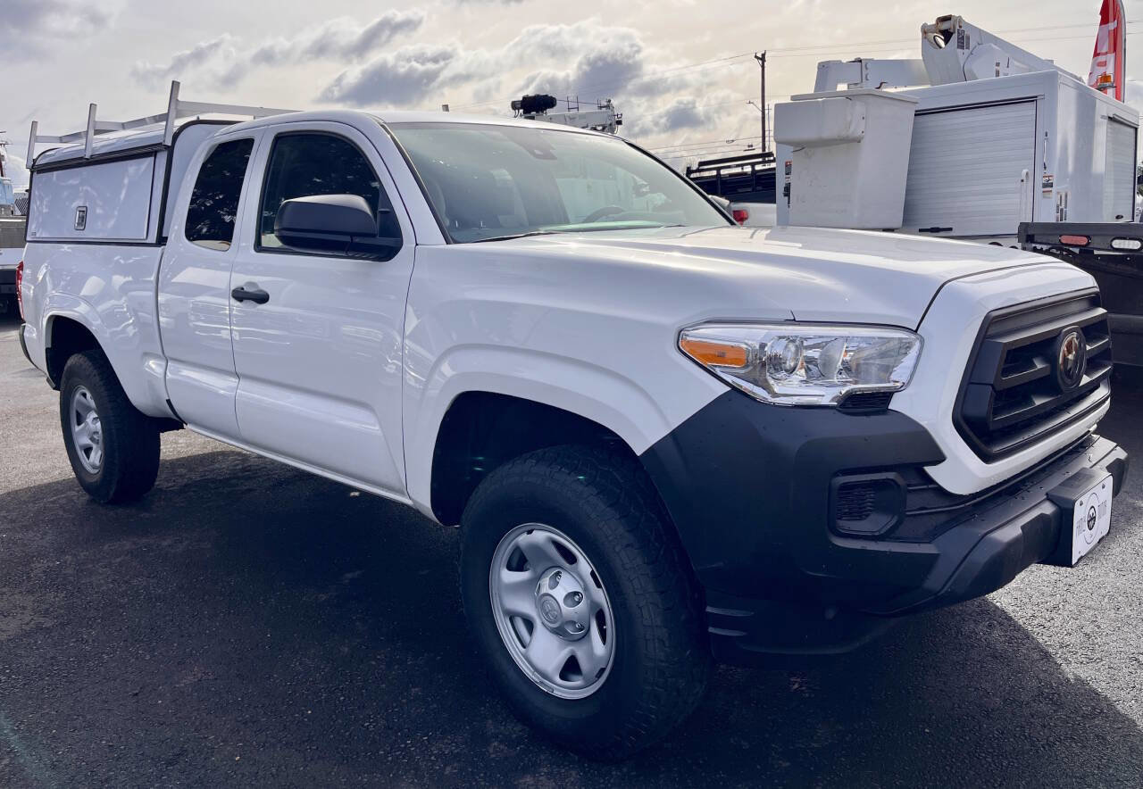 Used 2022 Toyota Tacoma SR image 10