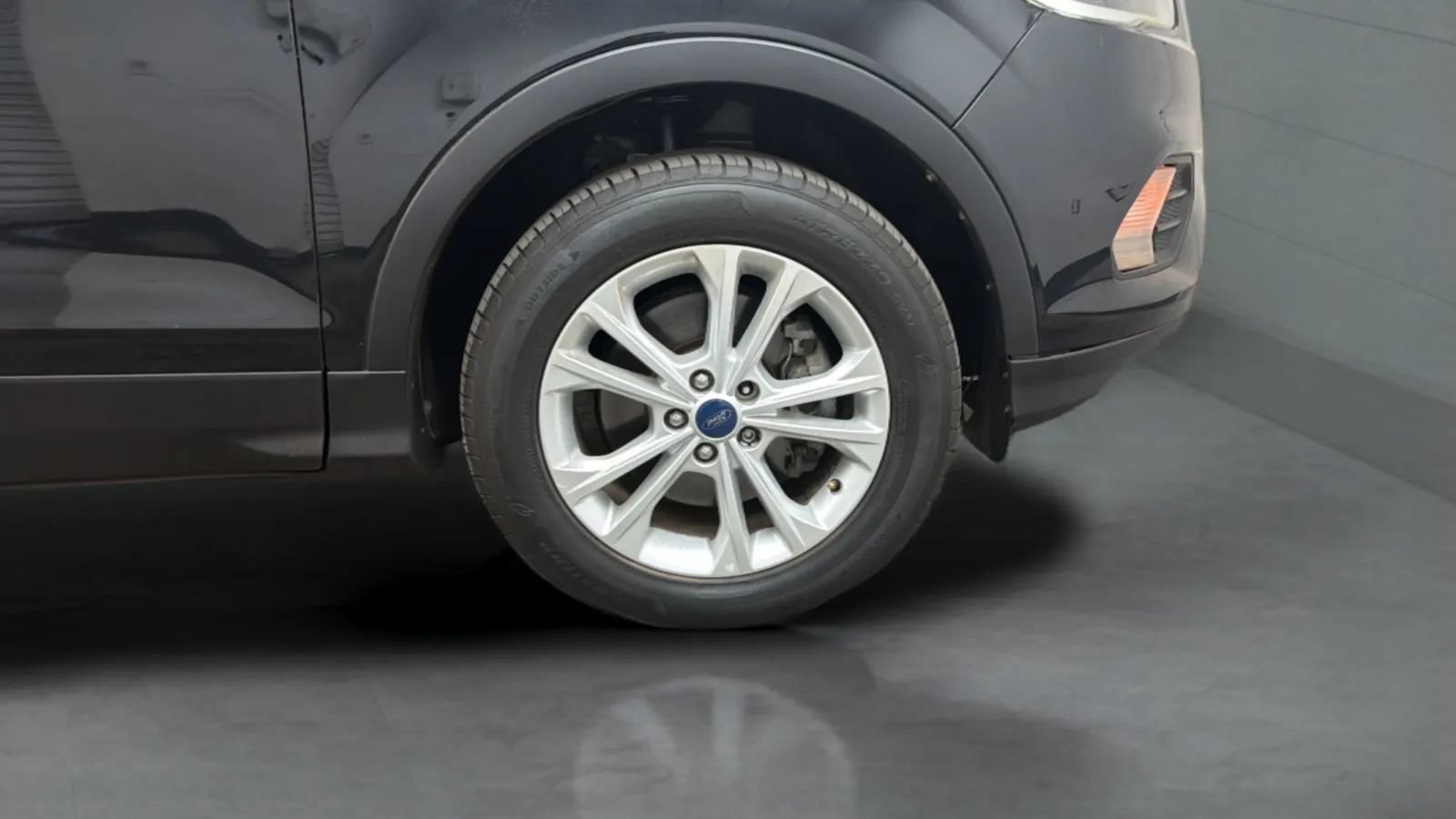 Used 2017 Ford Escape SE AWD/4WD image 23