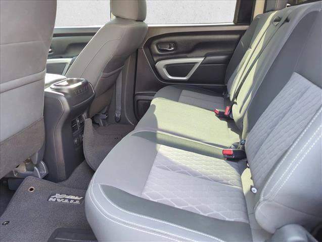 Used 2024 Nissan Titan SV w/ SV Convenience Package RWD image 8