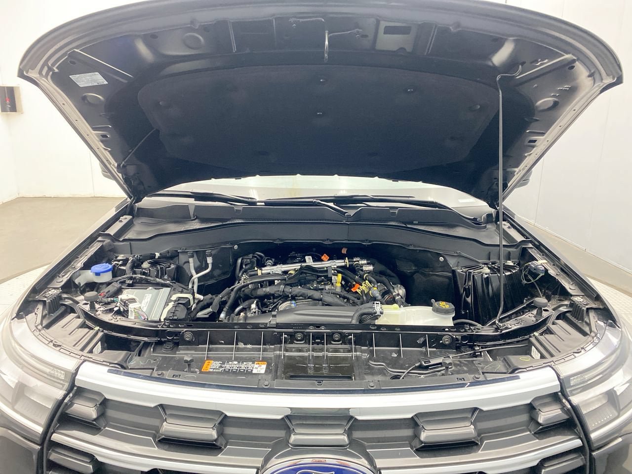New 2026 Ford Explorer Active AWD/4WD image 11