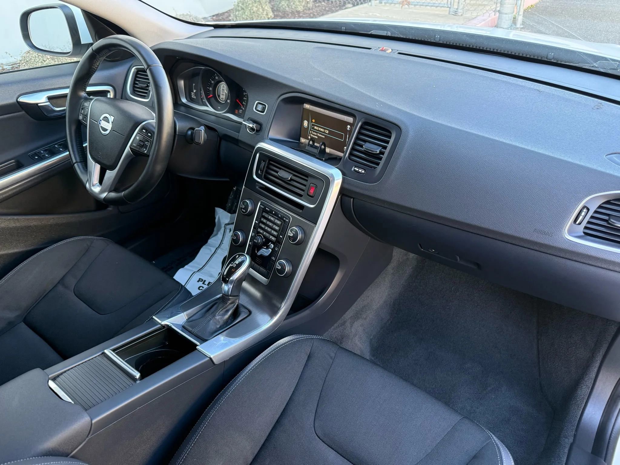 Used 2014 Volvo S60 T5 image 11