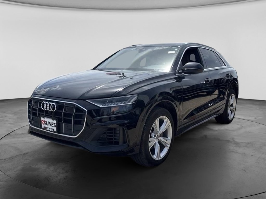 Used 2023 Audi Q8 Premium AWD/4WD image 5