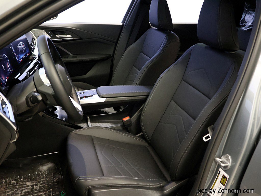 New 2025 BMW X2 xDrive28i w/ Premium Package image 10