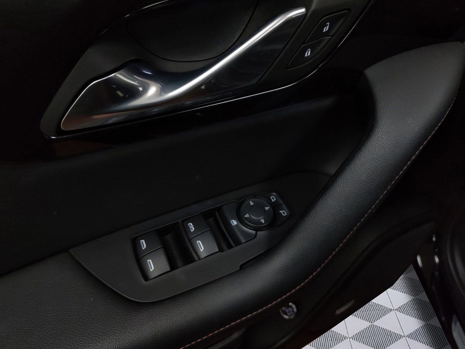 Used 2024 Chevrolet Blazer RS w/ Driver Confidence II Package image 12