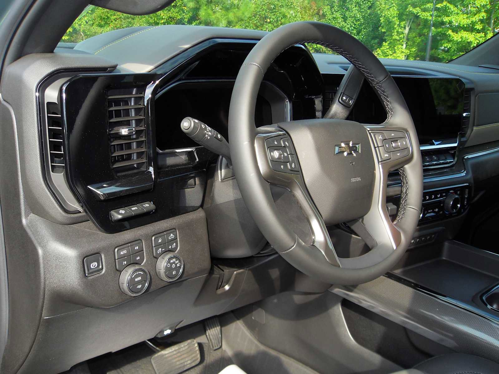New 2026 Chevrolet Silverado 2500 ZR2 image 26