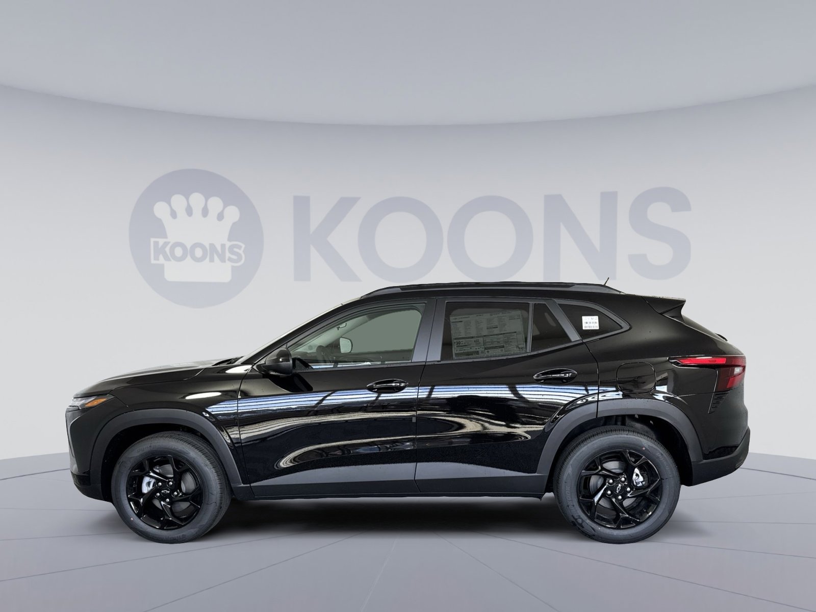 New 2026 Chevrolet Trax LT w/ Driver Confidence Package FWD image 2